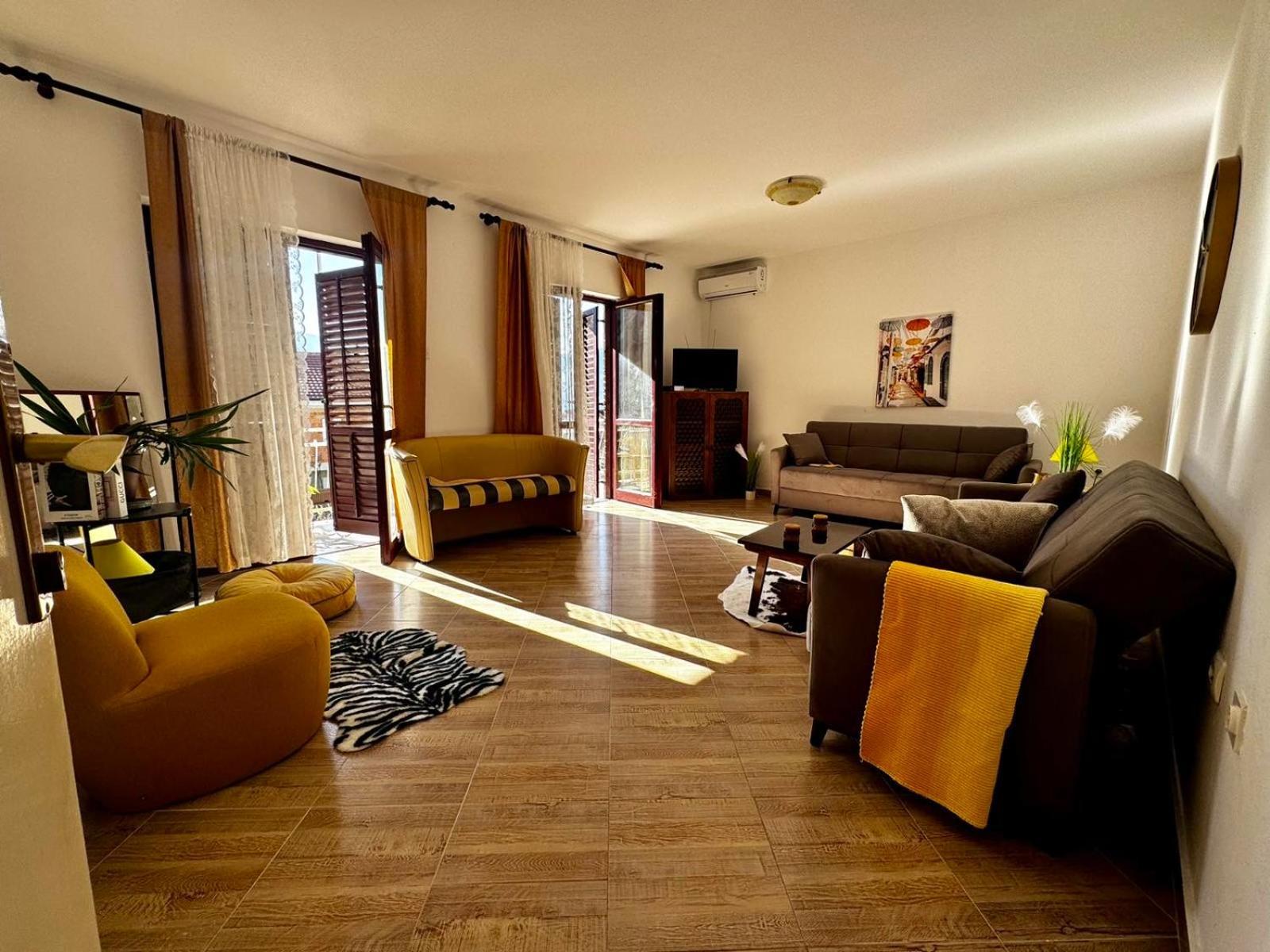 Koala 3 Apartment Gornji Orahovac Luaran gambar